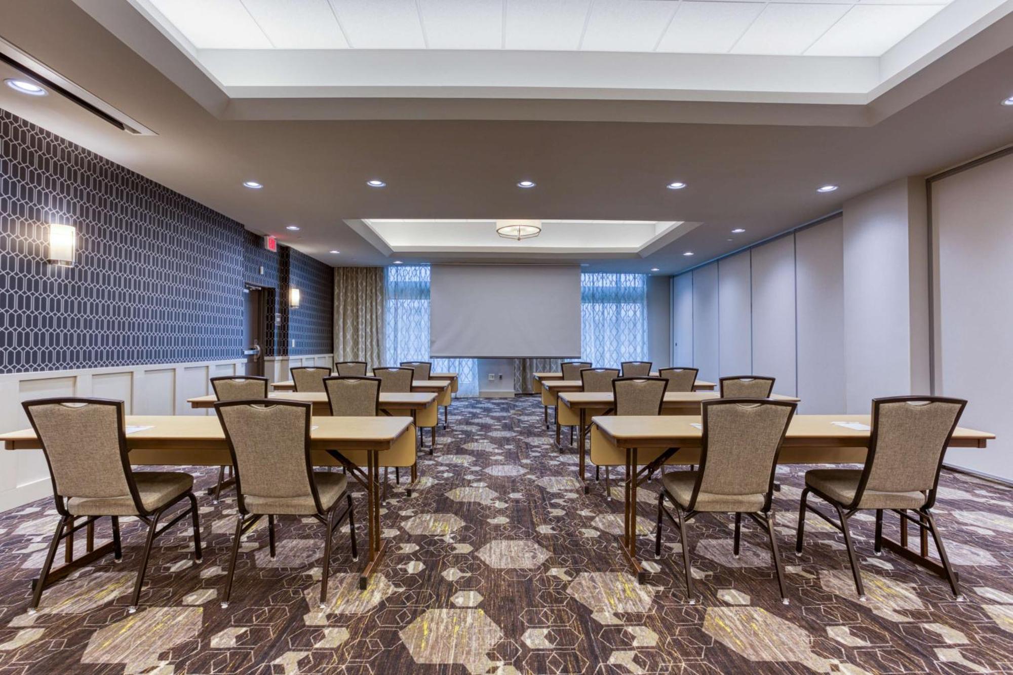 Drury Inn & Suites Cleveland Beachwood Dış mekan fotoğraf