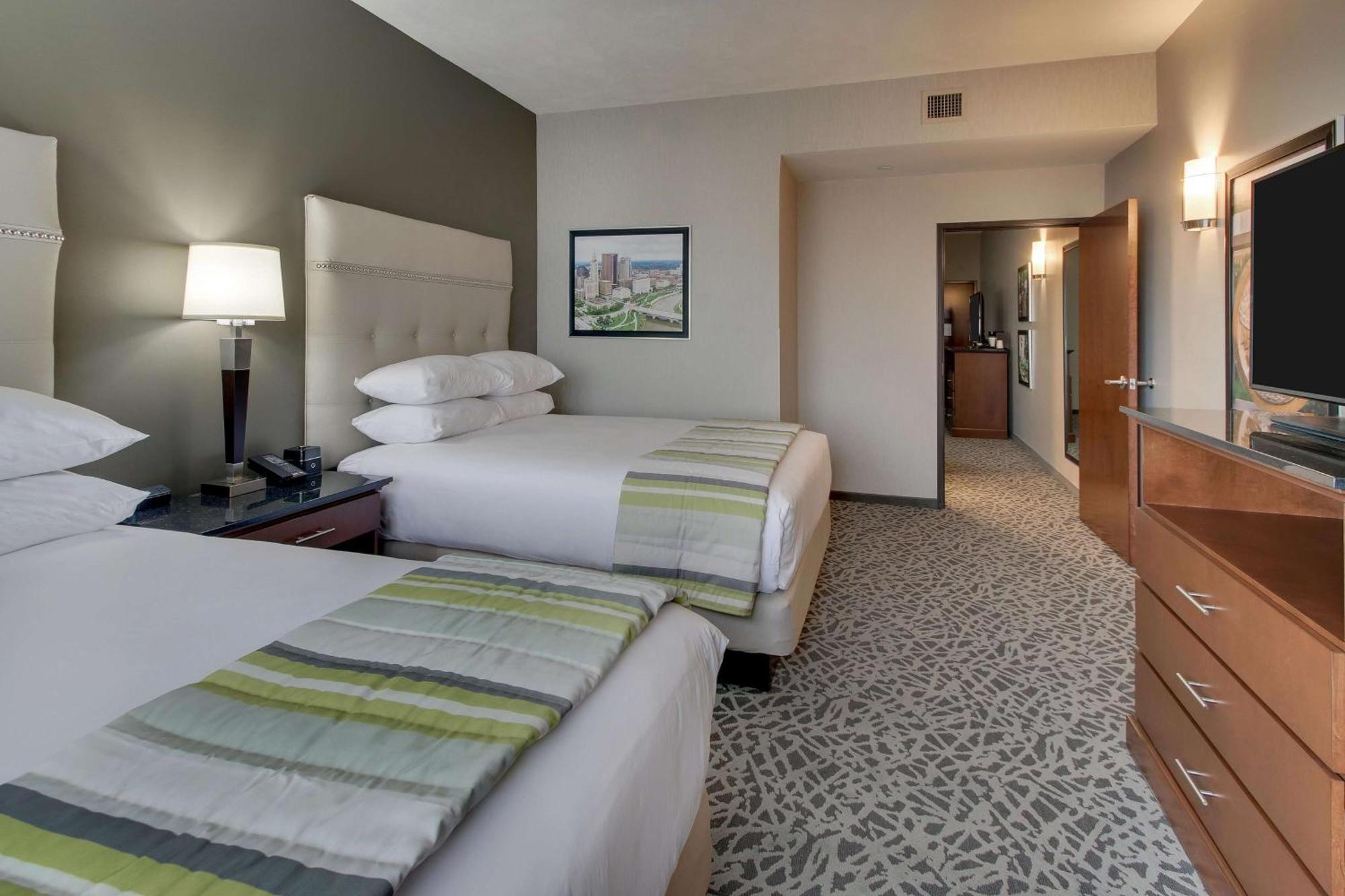 Drury Inn & Suites Cleveland Beachwood Dış mekan fotoğraf