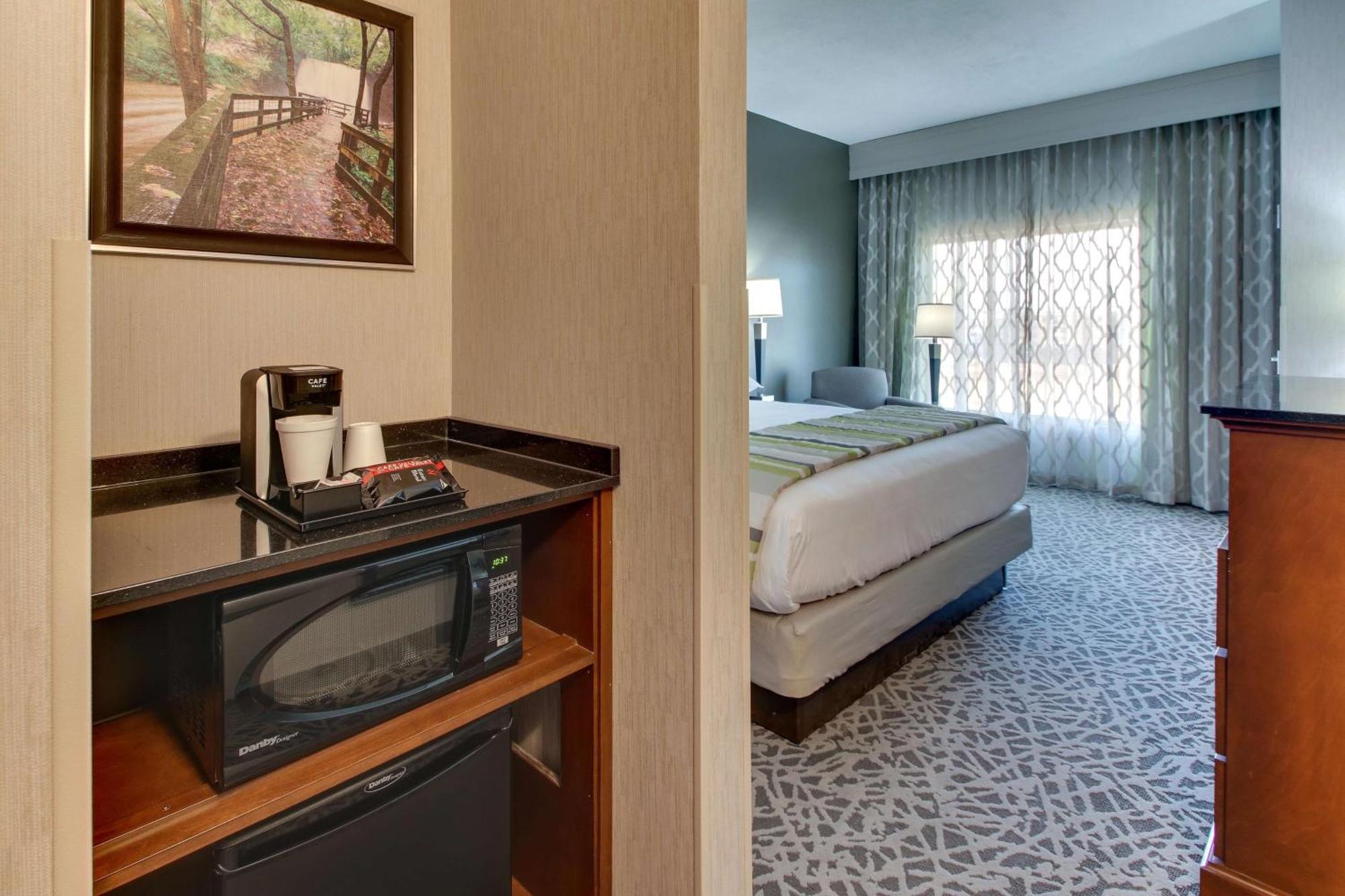 Drury Inn & Suites Cleveland Beachwood Dış mekan fotoğraf