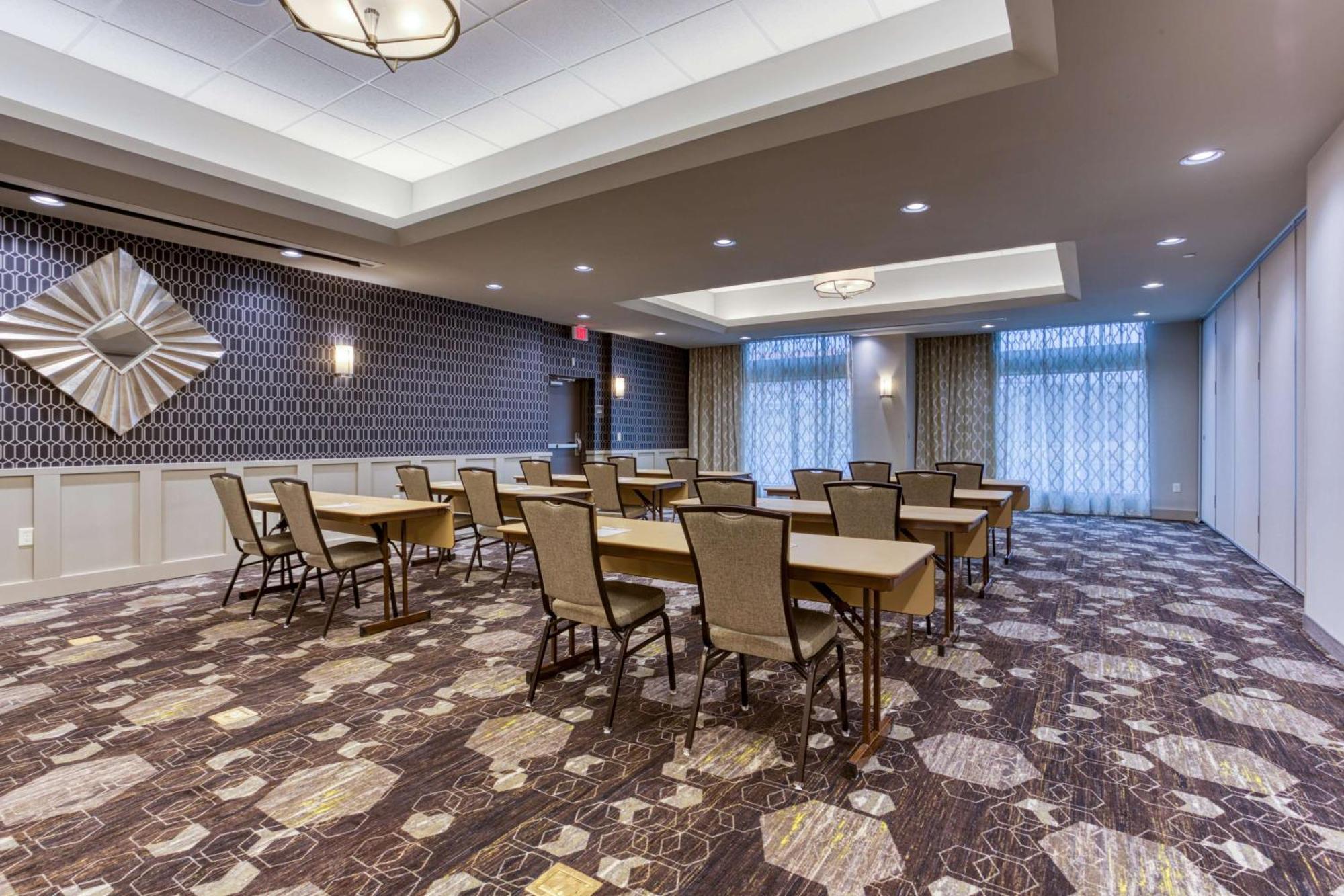 Drury Inn & Suites Cleveland Beachwood Dış mekan fotoğraf